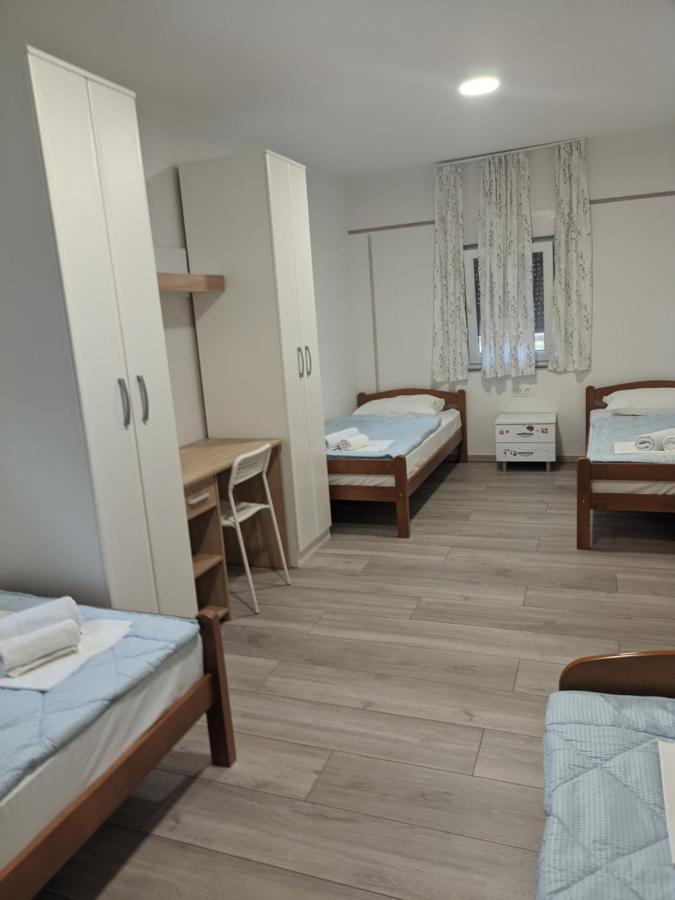 Casa Del Pellegrino M&A - Ostojici Hotel Medjugorje Exterior photo